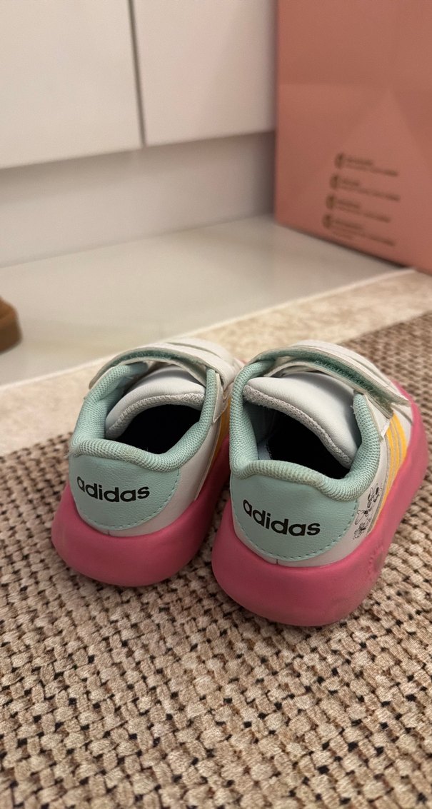 Kız Çocuk Beyaz adidas Spor Ayakkabı - Görsel 2