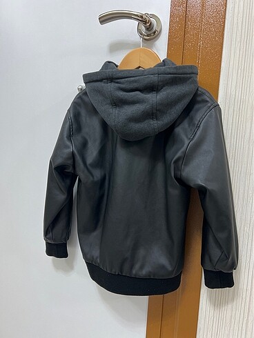 5 Yaş Beden ZARA ERKEK ÇOCUK MONT