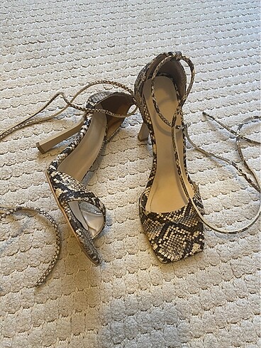 Zara Leopar topuklu sandalet/ayakkabı