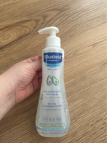 Mustela temizleme suyu