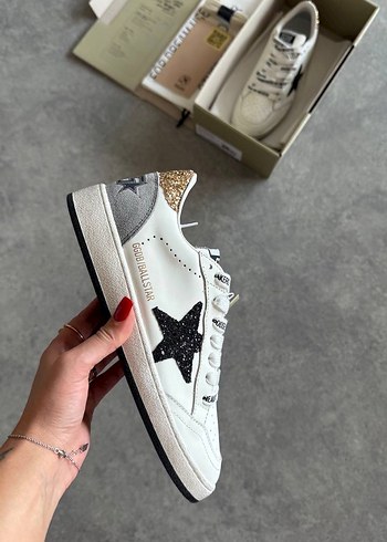 Golden Goose Deluxe Beyaz Sokak Stili Kadın Spor Ayakkabı