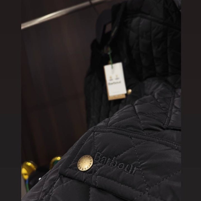 Barbour Siyah Erkek Kapitone Mont S M L XL — görsel 2/3