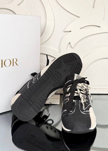 Christian Dior D- Sketch Sneaker İndirimde Kaçmaz - Görsel 4