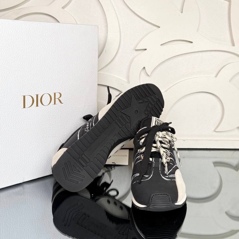 Christian Dior D- Sketch Sneaker İndirimde Kaçmaz - Görsel 4