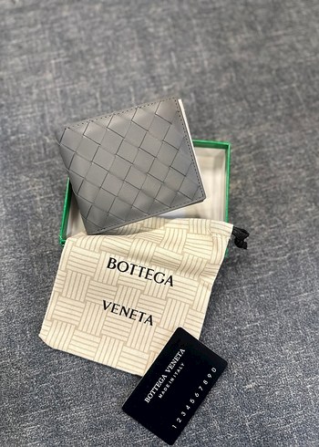 Bottega Veneta