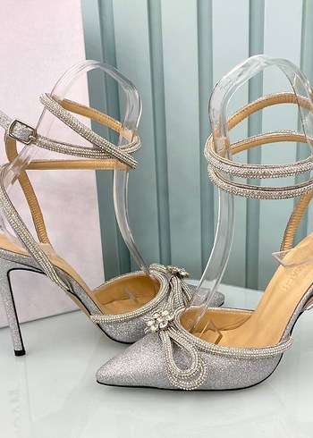 37 Beden Gümüş İşlemeli Tokalı Stiletto Kadın Abiye Ayakkabı