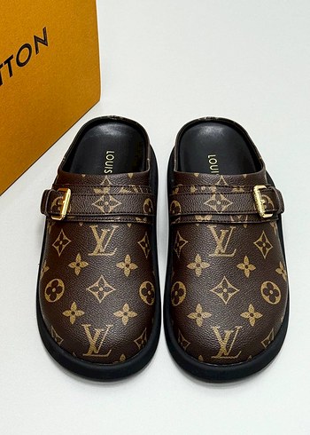 38 Beden Louis Vuitton Women Slipper 36/40