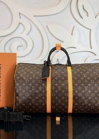 Louis Vuitton Monogramli Kahverengi Seyahat Cantasi