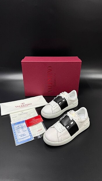 Valentino Unisex Sneakers 36/46
