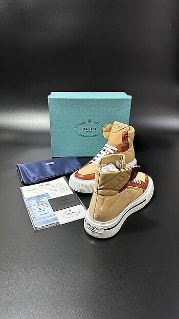 Prada Men Sneakers 39/44