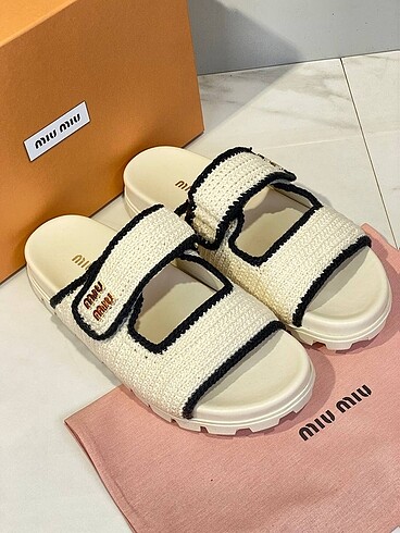Miu Miu Miu Miu Knitting Slipper (El Örgüsü) 36/40 Kadın Terlik
