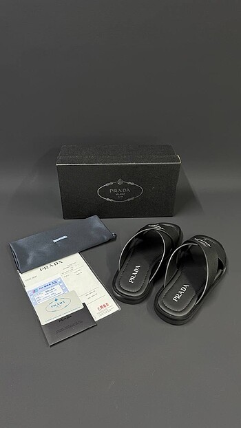 Prada Men Slipper Terlik - Görsel 2