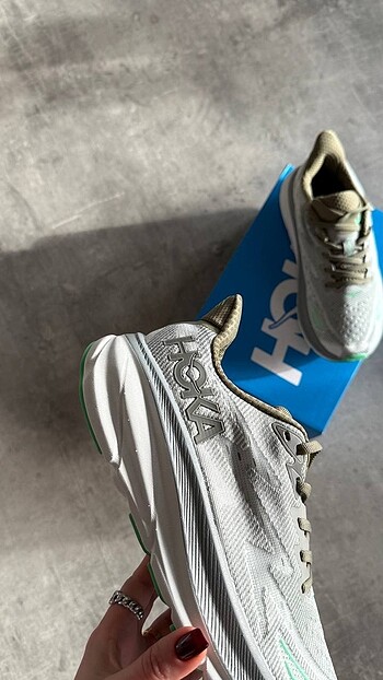 38 Beden HOKA CLIFTON 9 OLIVE HAZE MERCURY 36-40 Arası