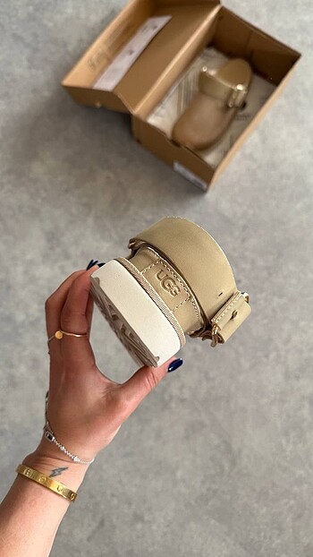Ugg UGG Bayam Sandalet / Terlik 36 - 40 Arası