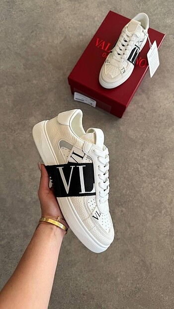 Valentino Sneaker 40 - 45 Arası