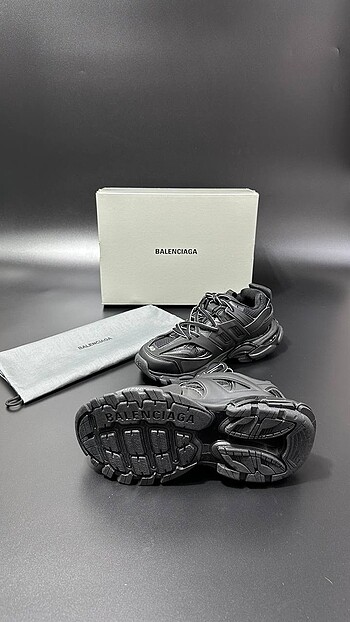 Balenciaga Balenciaga Track Unisex Sneakers 36/40