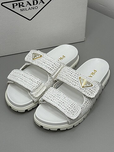 Prada Terlik 36/40 Arası
