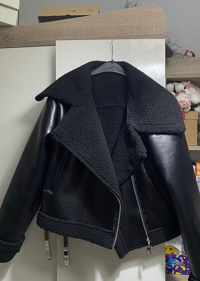 Siyah Deri Ceket - Görsel 3