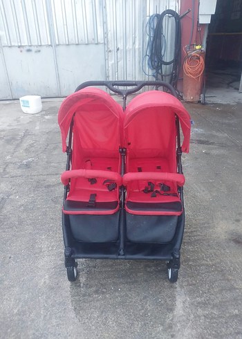 Kırmızı Çiftli Bebek Arabası