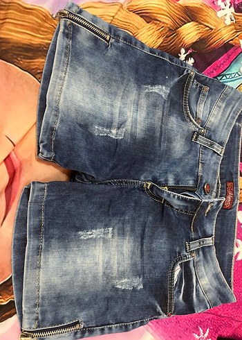 Renkli Batik Desenli Mini Denim Şort - Görsel 2