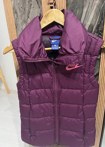 Nike Mor Kapitone Yelek, Fermuarlı, Yüksek Yaka - Görsel 2