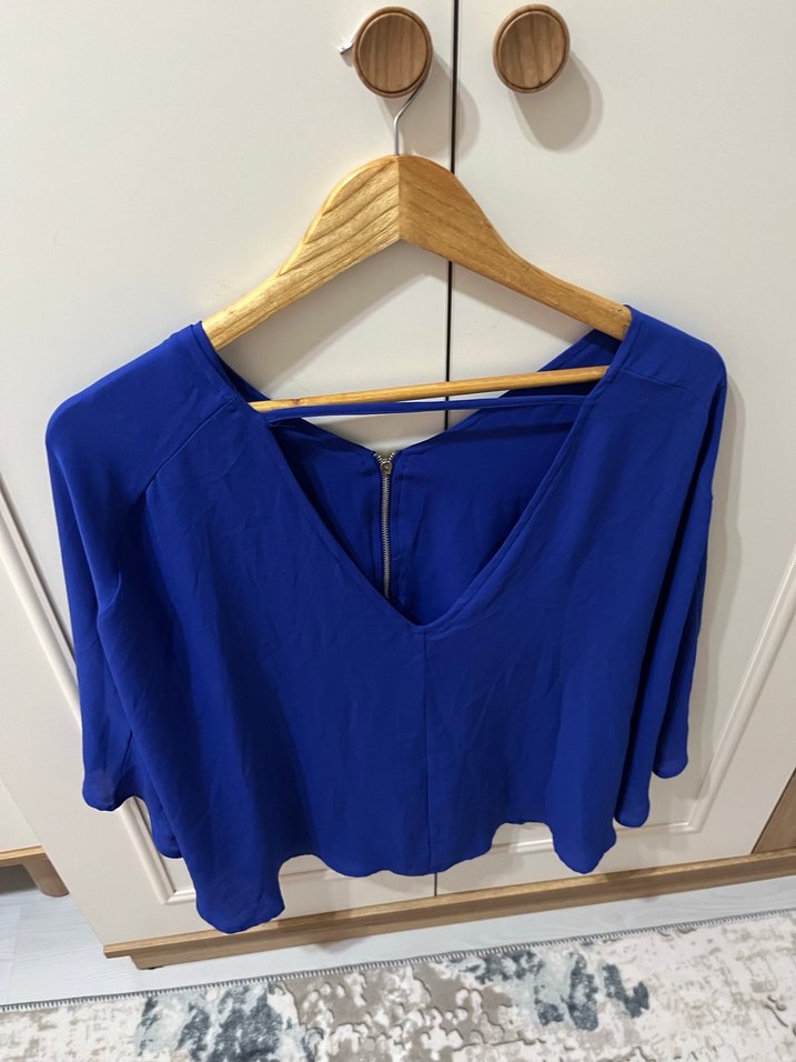 Mavi V Yaka Uzun Kollu Kadın Bluz - Görsel 2