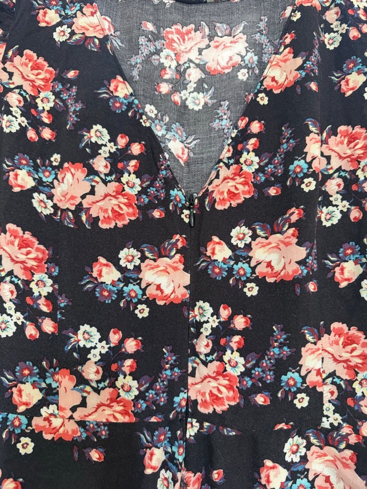 Kısa Kollu Çiçek Desenli Mini Elbise - Görsel 5
