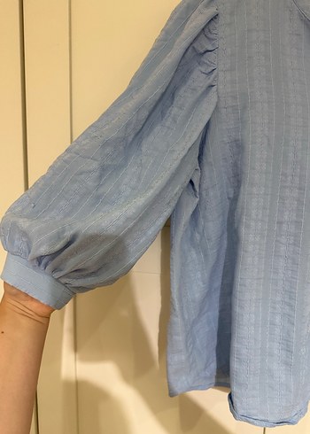 Mavi V Yaka Düğmeli Keten Kadın Gömlek - Görsel 3