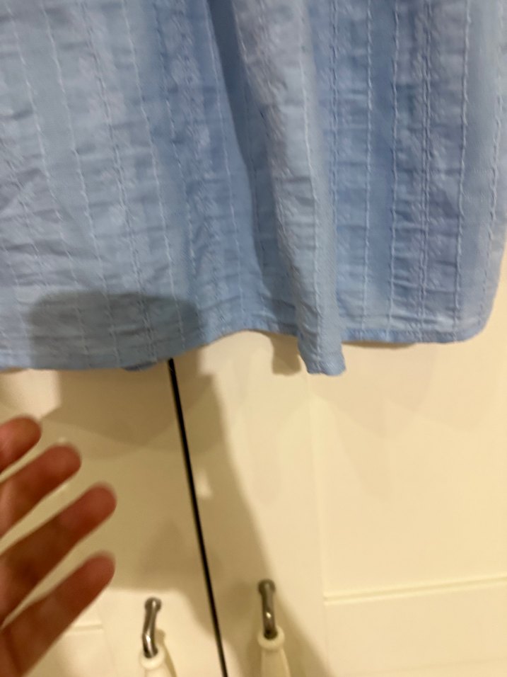 Mavi V Yaka Düğmeli Keten Kadın Gömlek - Görsel 5