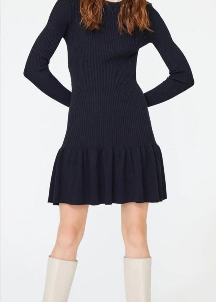 Adl siyah fırfır detaylı triko elbise - Görsel 5