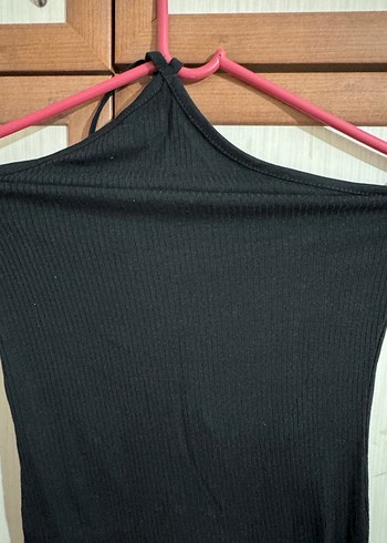 Boyundan bağlamalı elbise - Görsel 4