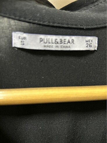 Pull and Bear Pull and bear siyah gömlek
