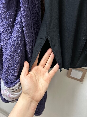 s Beden Pull and bear siyah gömlek