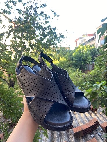 Diğer Hakiki Deri Sandalet