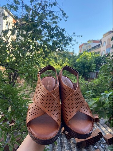 37 Beden Hakiki Deri Sandalet
