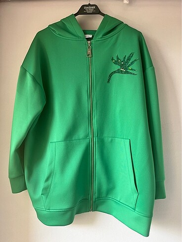 Kadriye Baştürk kapişönlü sweatshirt
