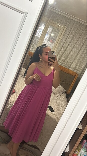 Pembe şifon elbise