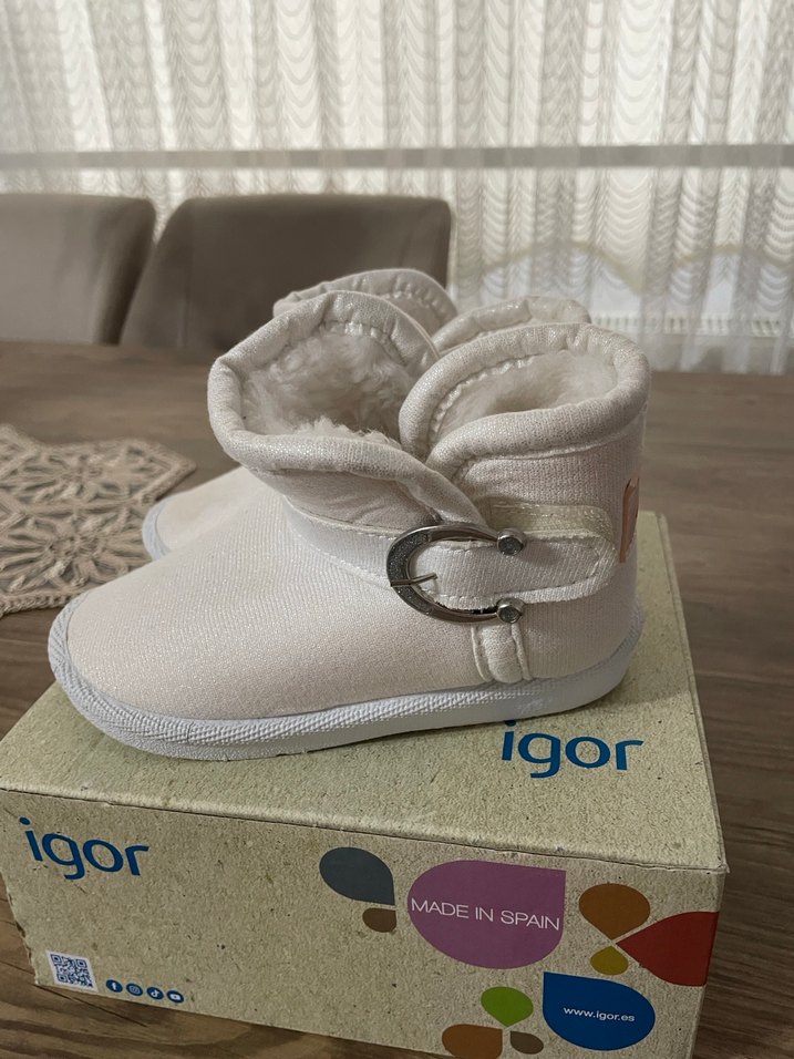 Kız çocuk bot - Görsel 2