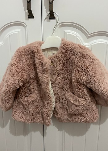 Peluş Detaylı Kapüşonlu Pembe Bebek Tulumu - Görsel 4