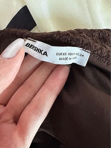 Bershka Dokulu Elbise
