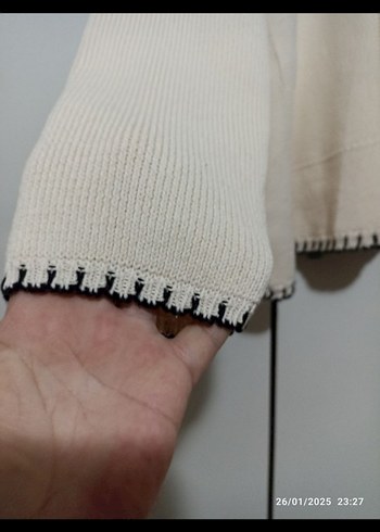 zara#ipekyol#h&m#mango#V Yaka Beyaz Örme Kadın Hırka - Görsel 5