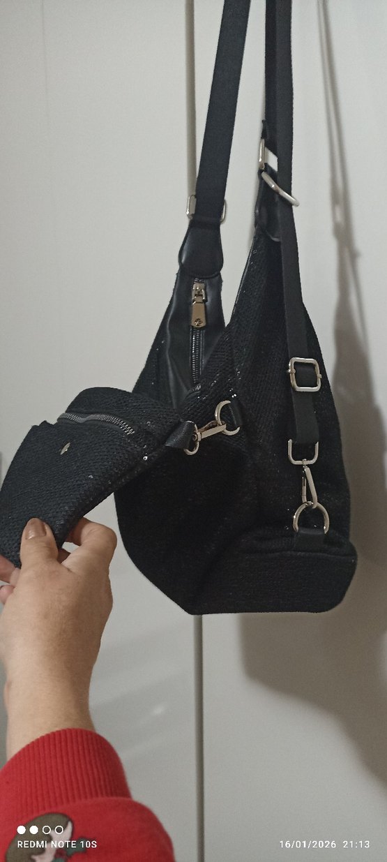 Siyah Tokalı Gotik Kadın Çanta - Görsel 2