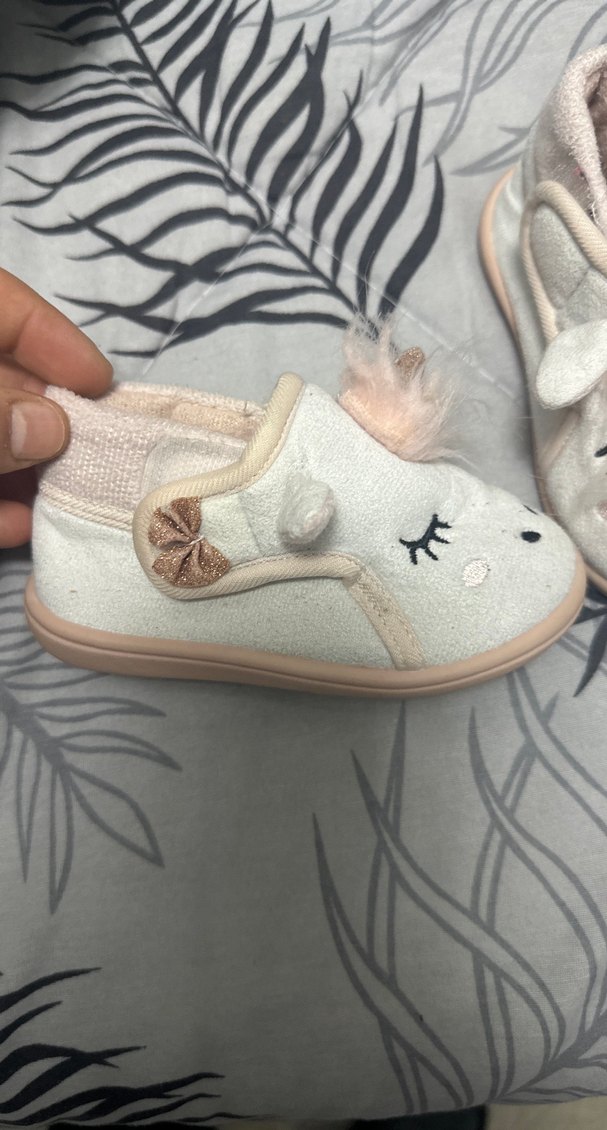 Kız Çocuk Unicorn Nakışlı Sıcak Ev Terliği - Görsel 2