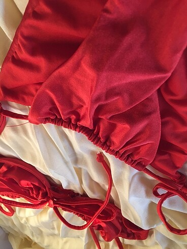34 Beden kırmızı Renk Bikini takımı