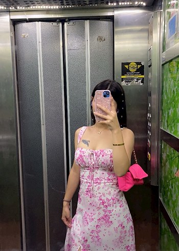 Pembe askılı yırtmaçlı uzun elbise - Görsel 2