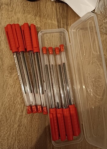  8 li Faber Castell Tükenmez kalem KIRMIZI 