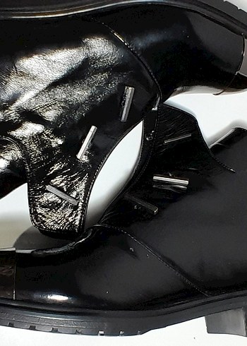 Siyah deri topuklu bot - Görsel 4