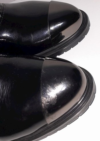 Siyah deri topuklu bot - Görsel 2