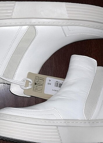 Bayan kısa bot - Görsel 6