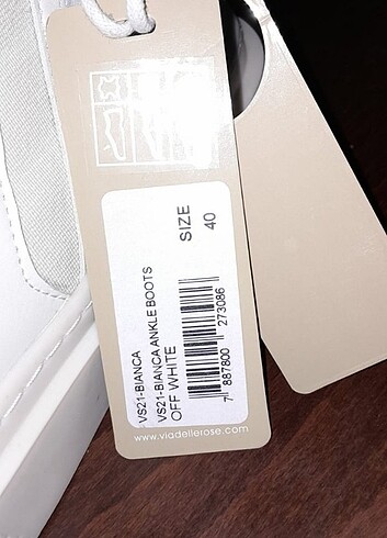 Bayan kısa bot - Görsel 9